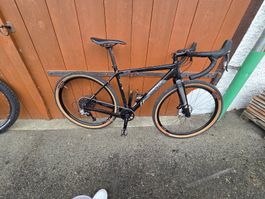 Bombtrack gravel bike 27.5