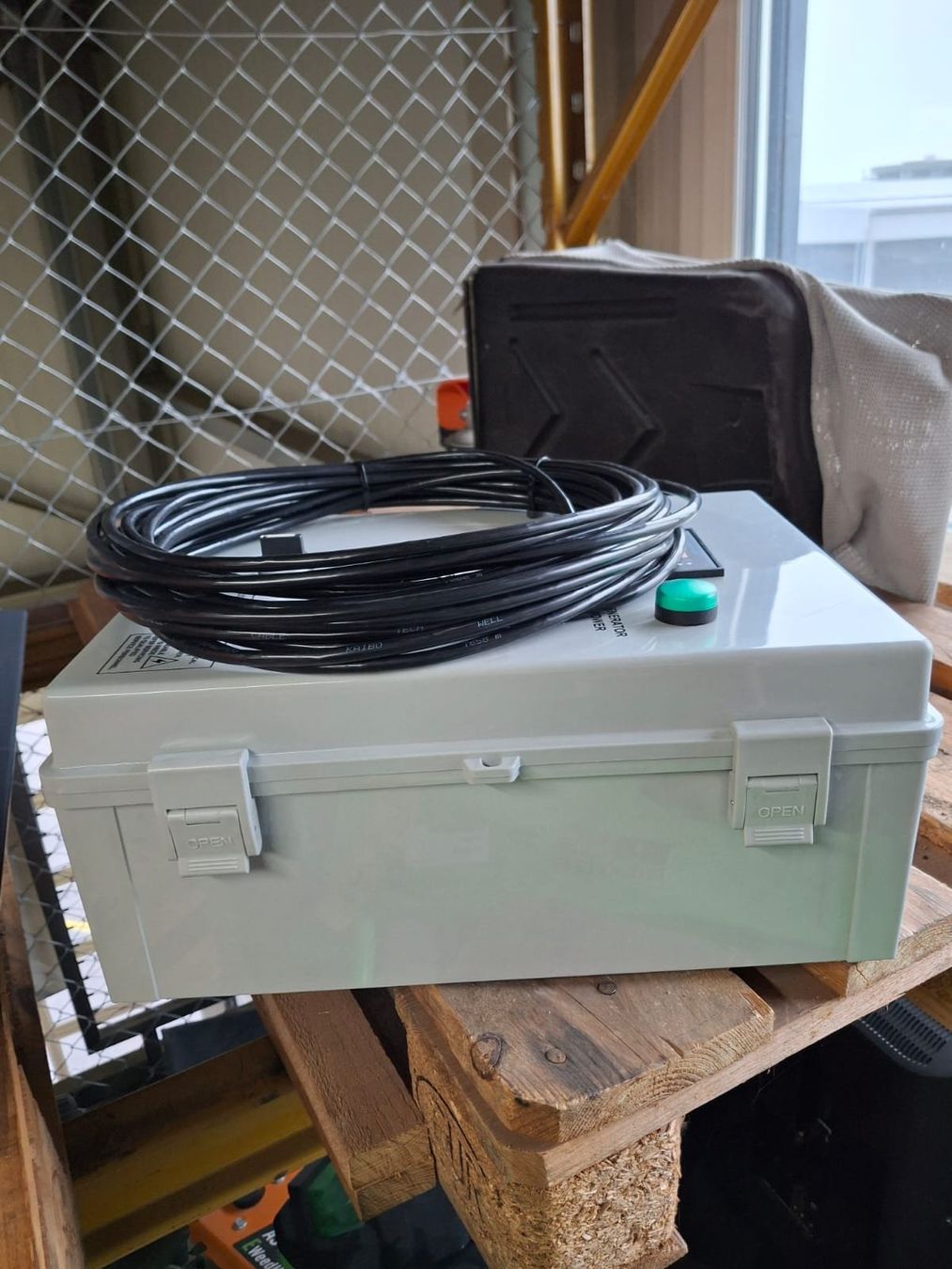 Componenti elettronici: Automatische Umschaltung CGM ATS – Usato da Sutz venduto da Shop_LehmannGT 4