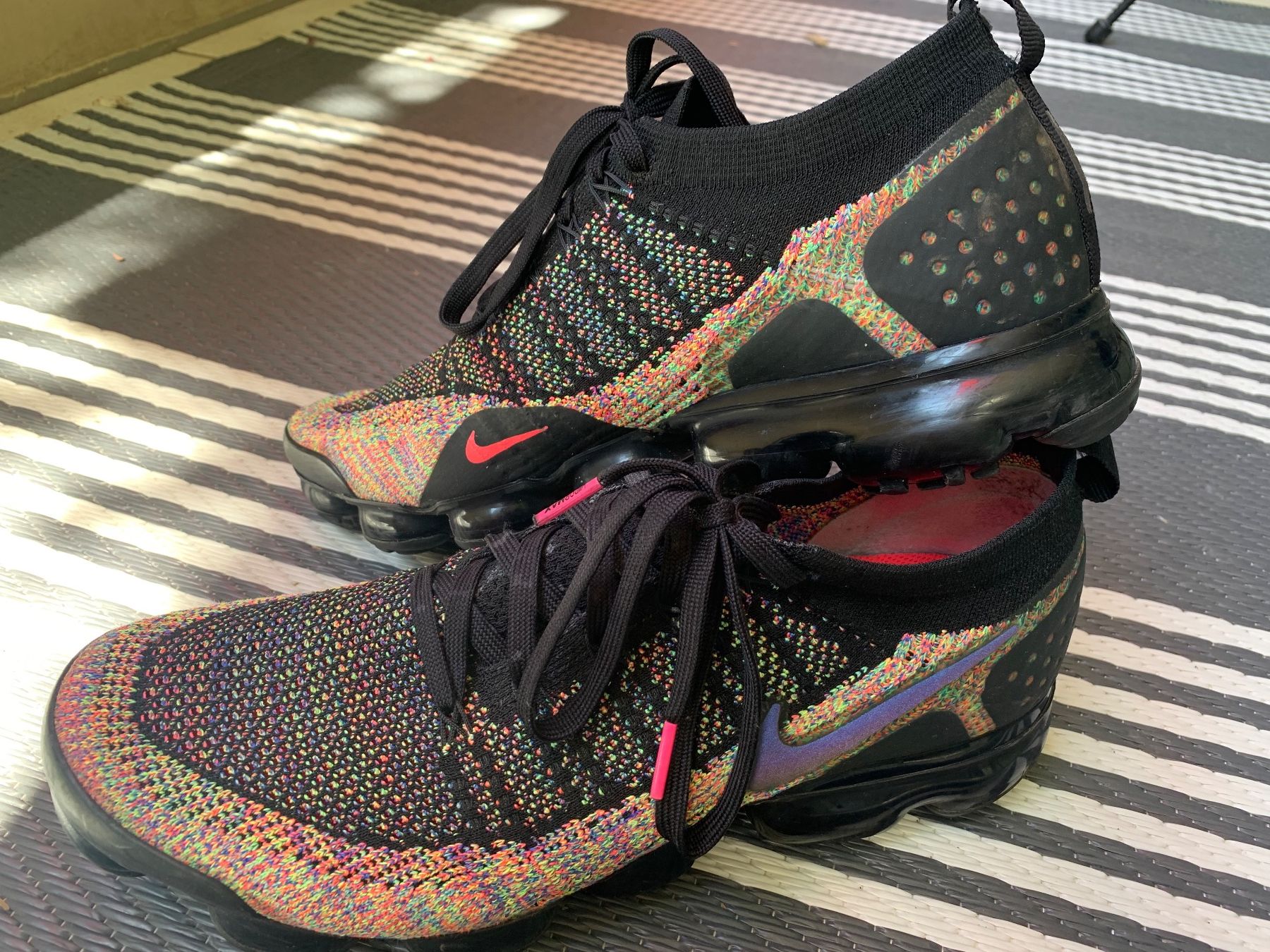 Nike Scarpe da uomo: Nike Air VaporMax 2 Black Multi-Color – Usato da Eglisau venduto da kil_p7bh