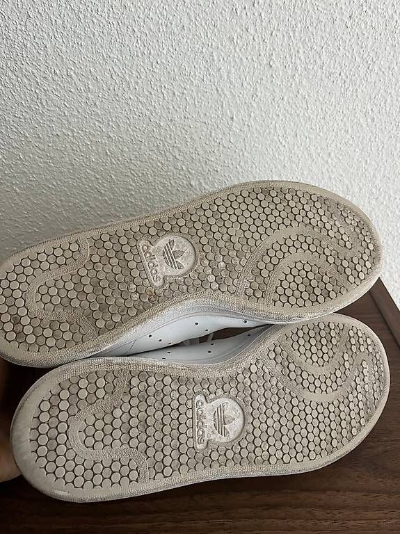 Adidas Damenschuhe: Adidas Stan Smith weiss / grün Gr. 38.5 – Gebraucht aus Güttingen von sin_6lcy 1
