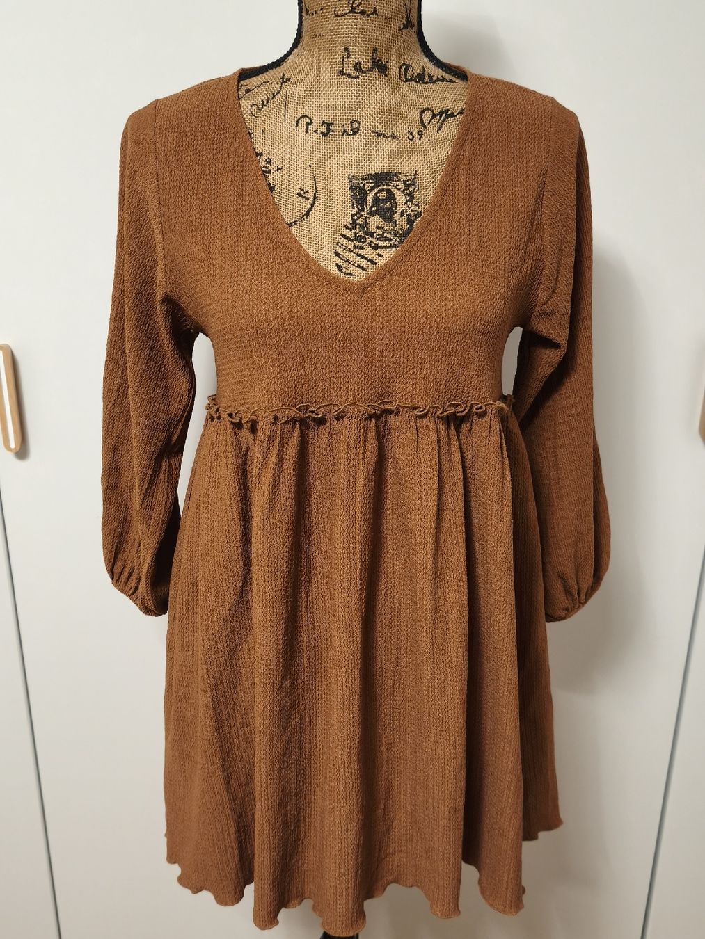 Pull&Bear Vestiti: Pull&Bear Kleid braun strukturiert Grösse XS  – Nuovo (secondo la descrizione) da KRIENS venduto da Franzy_Blond10