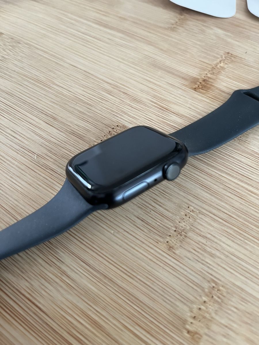 Apple Smartwatch: Apple Watch Series 9 Aluminium 45mm – Usato da Grossaffoltern venduto da Paedel2 1