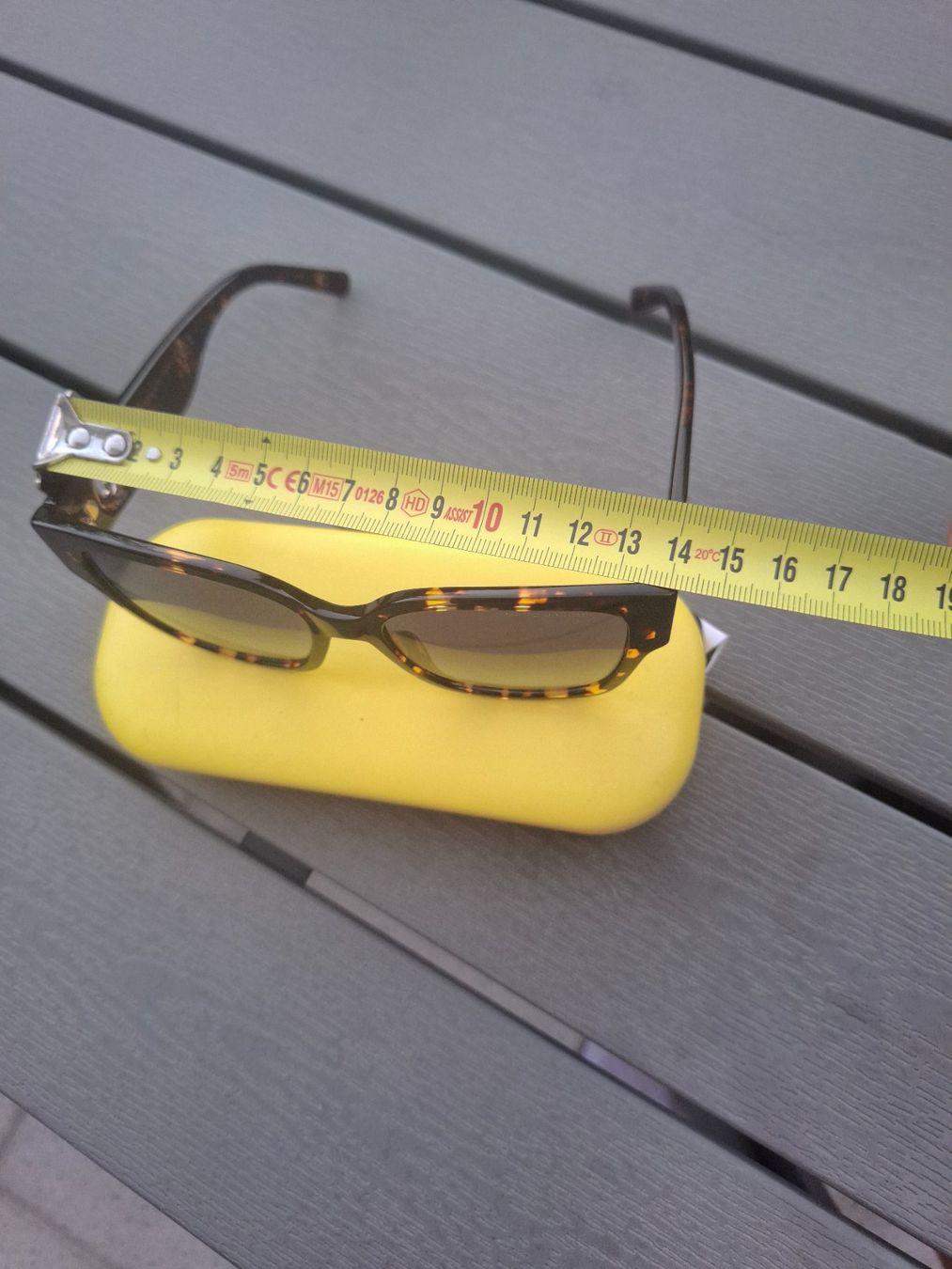 Marc Jacobs Brillen & Gläser: Marc Jacobs Sonnenbrille – Gebraucht aus Lausen von Devin- 5