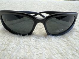 Lunettes de soleil noires protection UV 100%