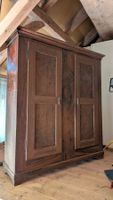 Antiker Schrank Holz, zwei Türen, guter Zustand