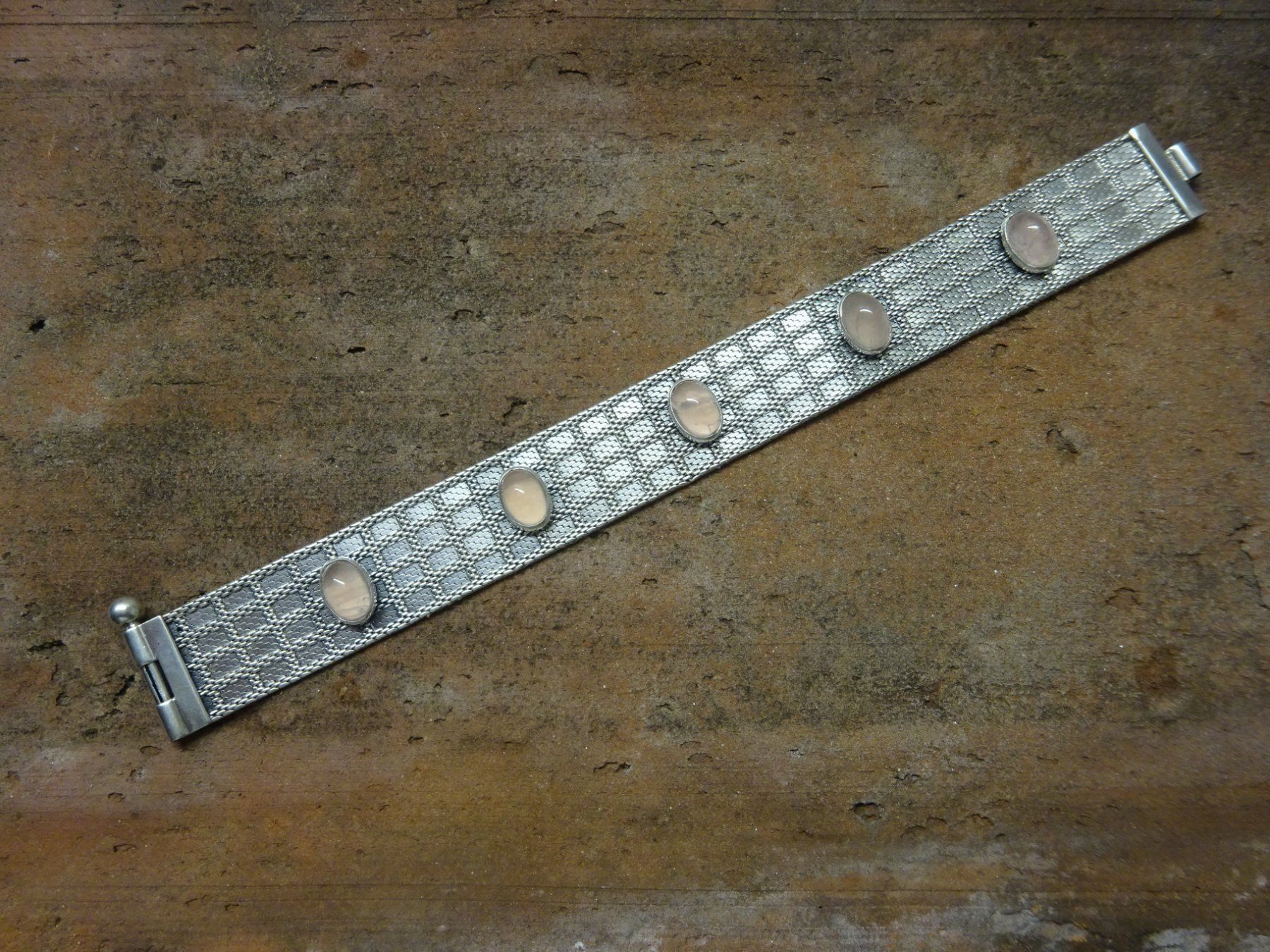 Bracciali & Braccialetti: Flachpanzer Armband Rosenquarz – Usato da Esslingen venduto da FetteSchnecke 5