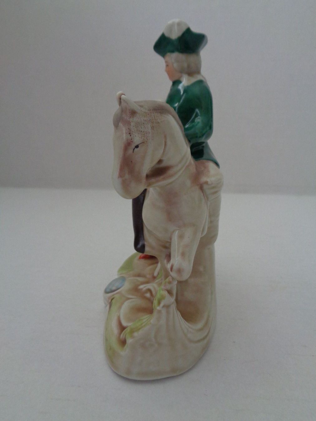 Figuren: Porzellan-Figur Gräfenthal - Rokoko – Gebraucht aus Chur von omonia 3