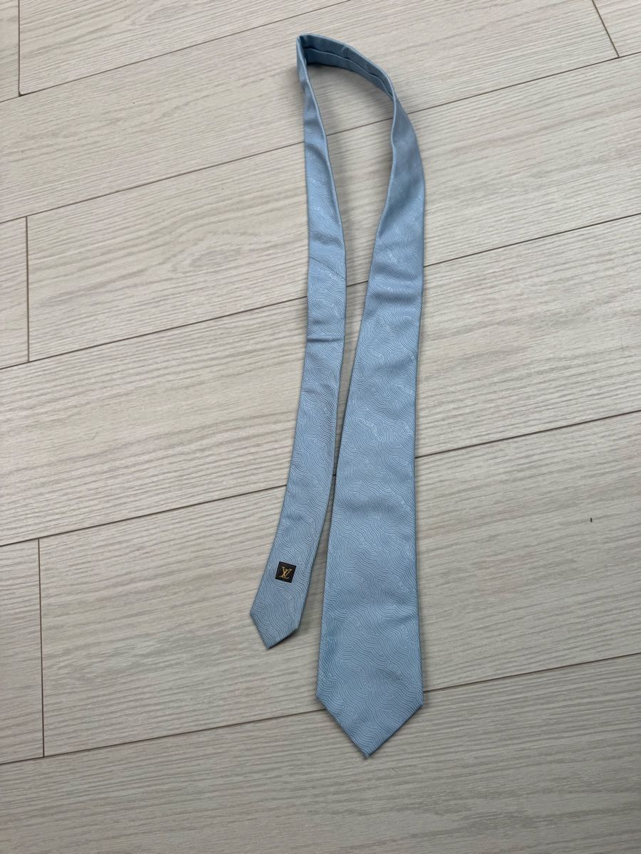 Louis Vuitton Cravatte: Louis vuitton cravate, tie light blue – Usato da Basel venduto da mimi8668