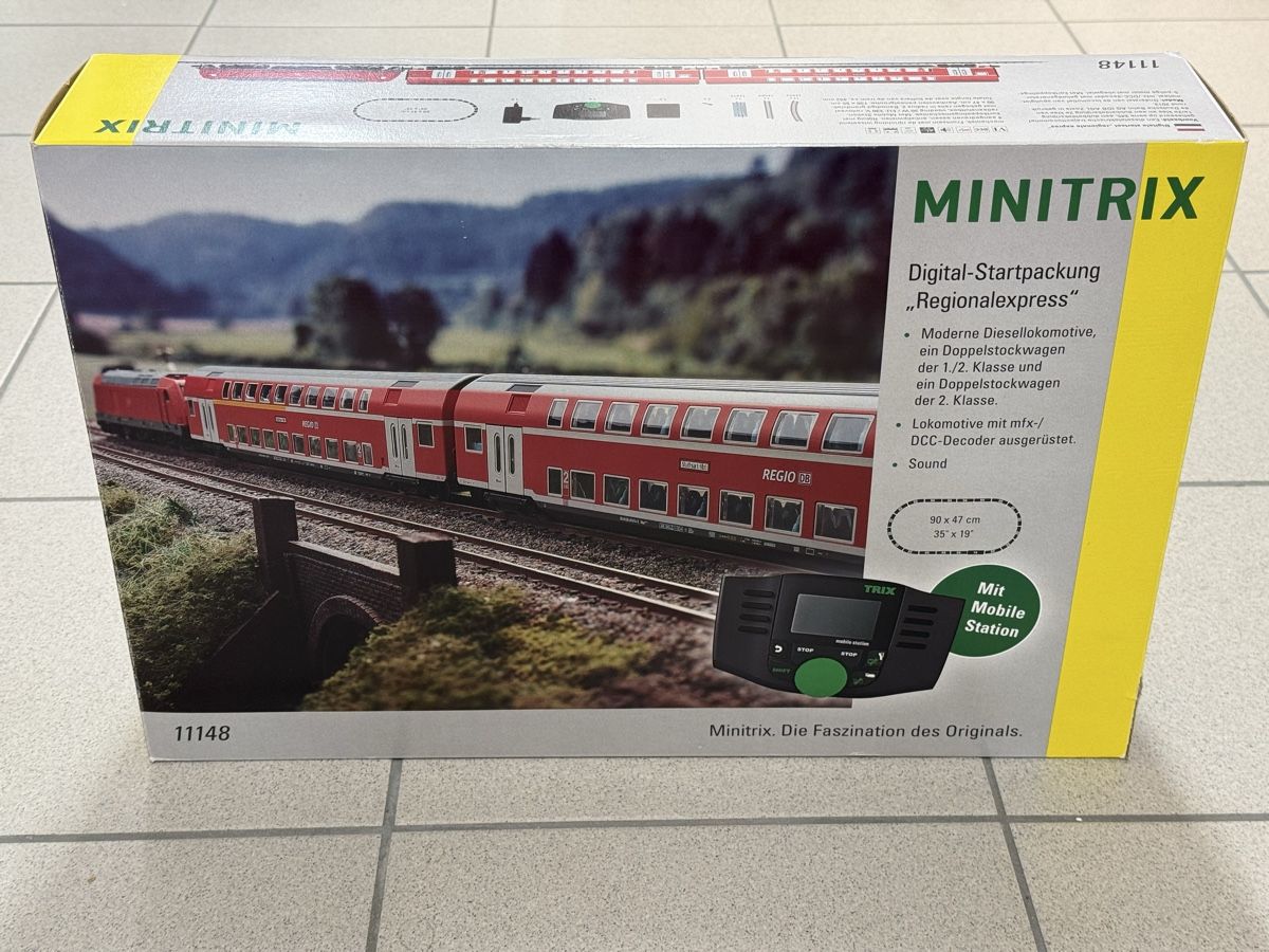 Trix Modelleisenbahnen: Minitrix Spur N Starterpackung – Neu (gemäss Beschreibung) aus Zürich von koberg