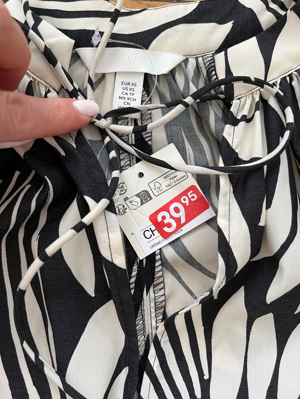 H&M Kleider: New summer dress/blouse H&M – Neu (gemäss Beschreibung) aus Chêne-Bougeries von Seetooyoo 2