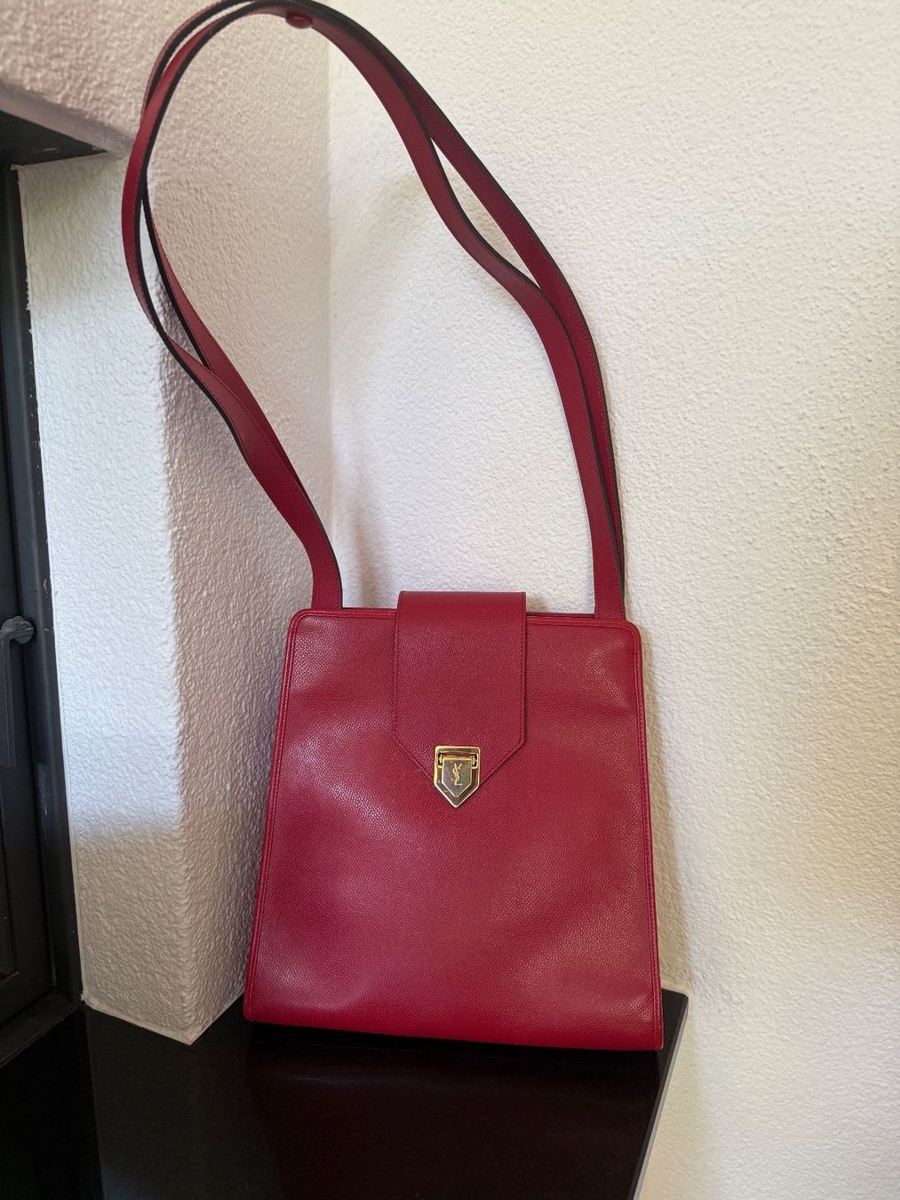 Saint Laurent Borse da donna: Wunderschöner Statement-Bag von Yves Saint Laurent – Usato da Russikon venduto da izumi2010 3