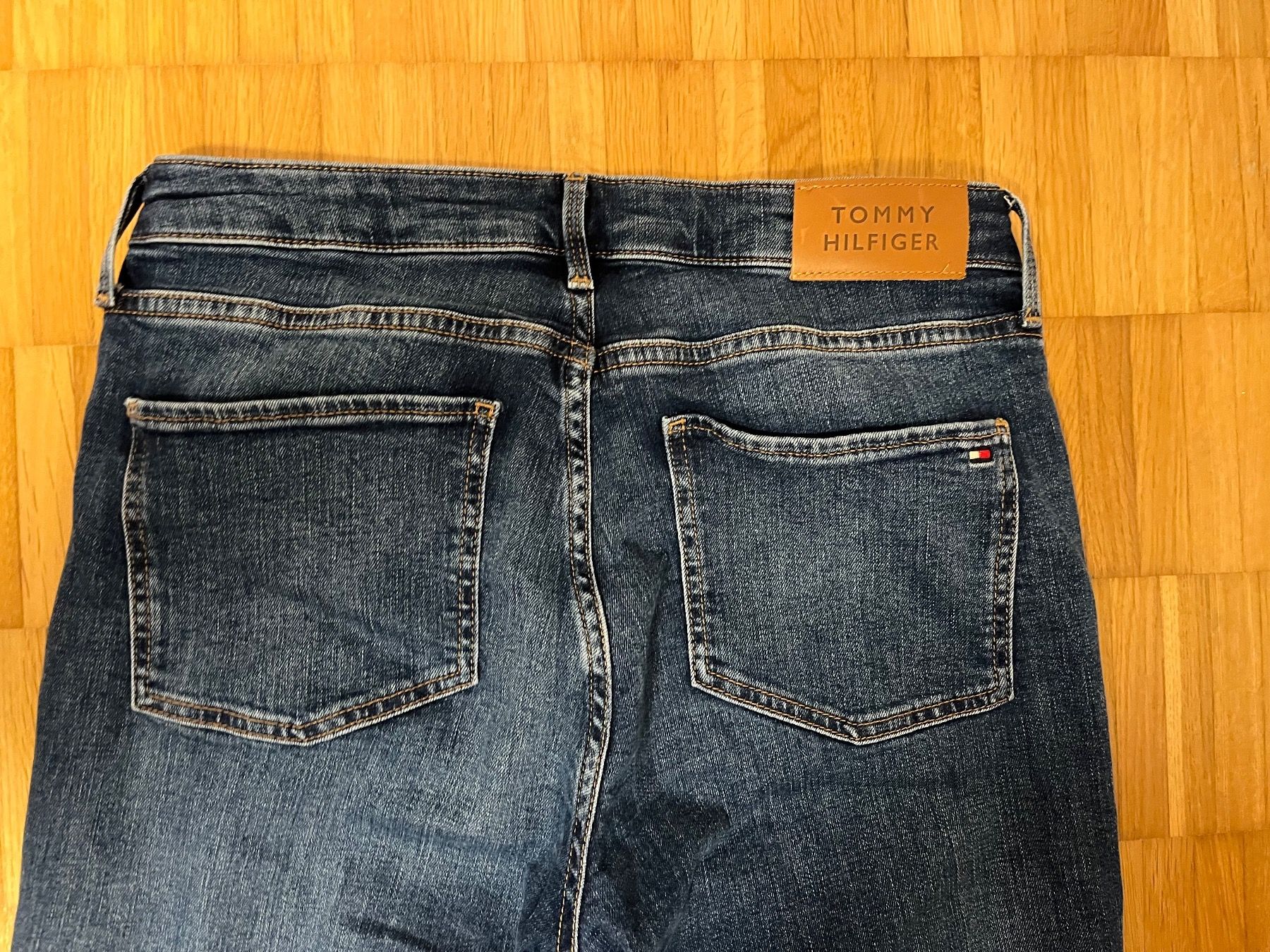 Tommy Hilfiger Jeans: Tommy Hilfiger Jeans Damen 28/32 – Nuovo (secondo la descrizione) da Jona venduto da Good_luck_ 7