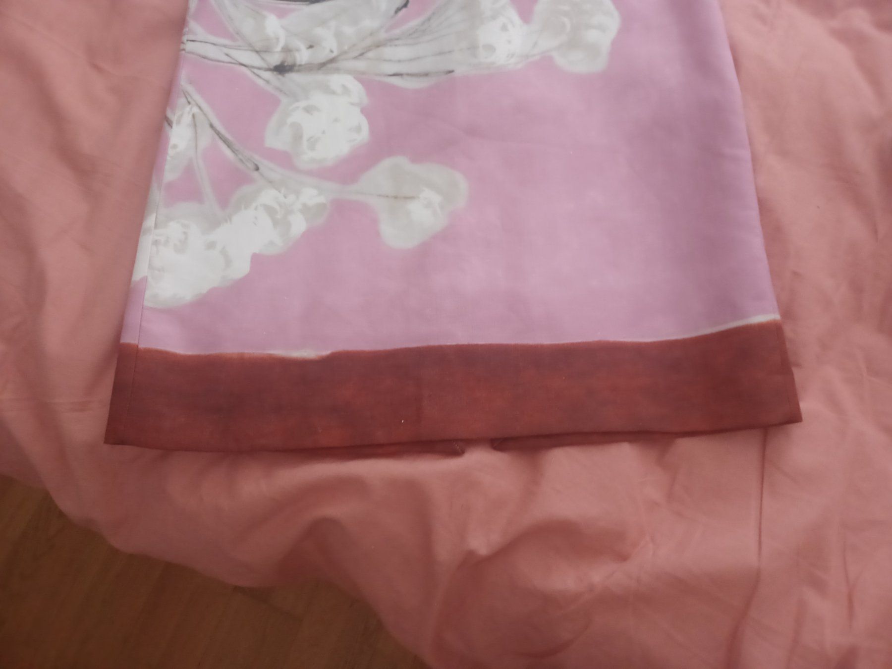 Zara Gonne: Jupe crayon rose à fleurs, taille XL, élégante! – Usato da Sion venduto da linda0106 4