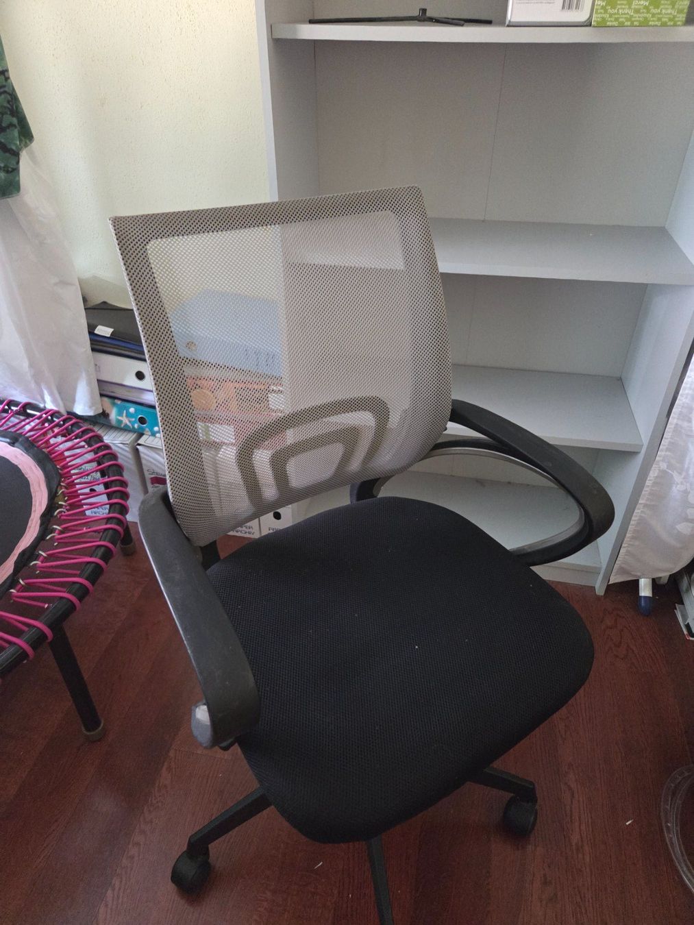 Chaises: Toller Bürostuhl – D'occasion à Corgémont par Nadja1000