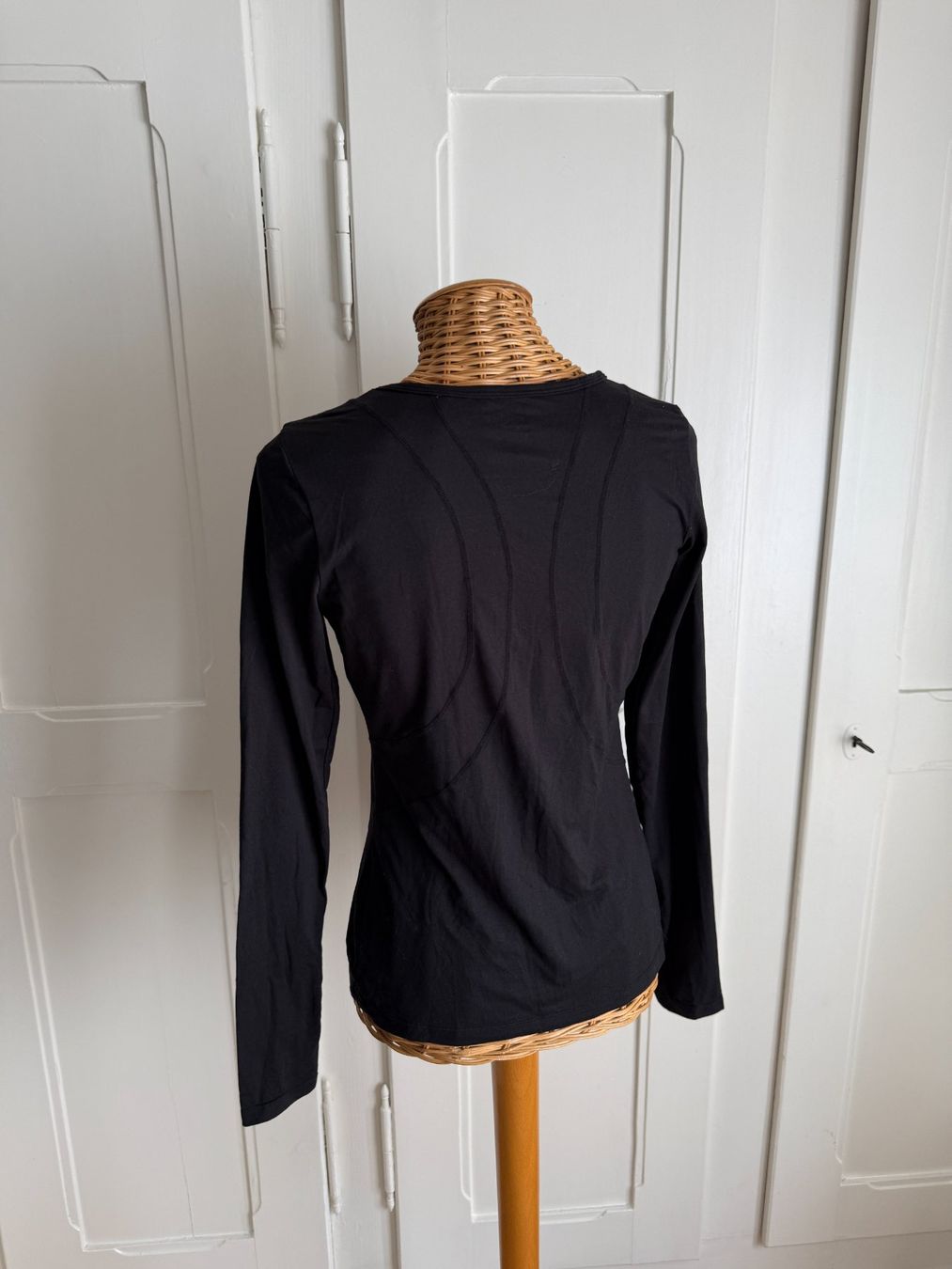 Reebok T-shirt: REEBOK - Sport Langarmshirt schwarz S – Usato da Zürich venduto da Diazaio 2