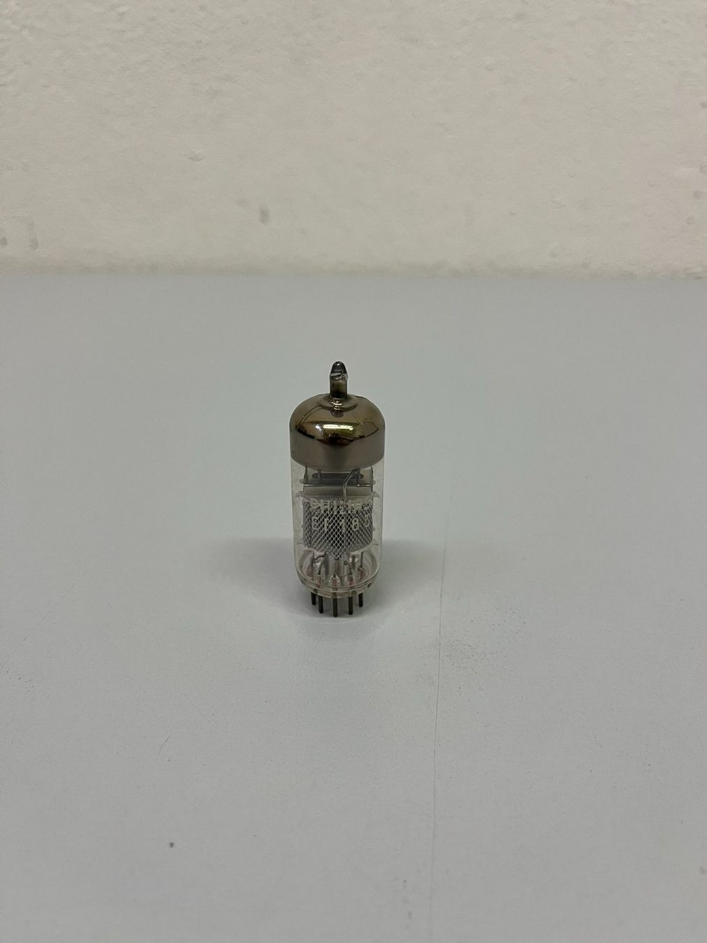 Philips Componenti elettronici: Philips EF 183 – Nuovo (secondo la descrizione) da Hochdorf venduto da av-electronics