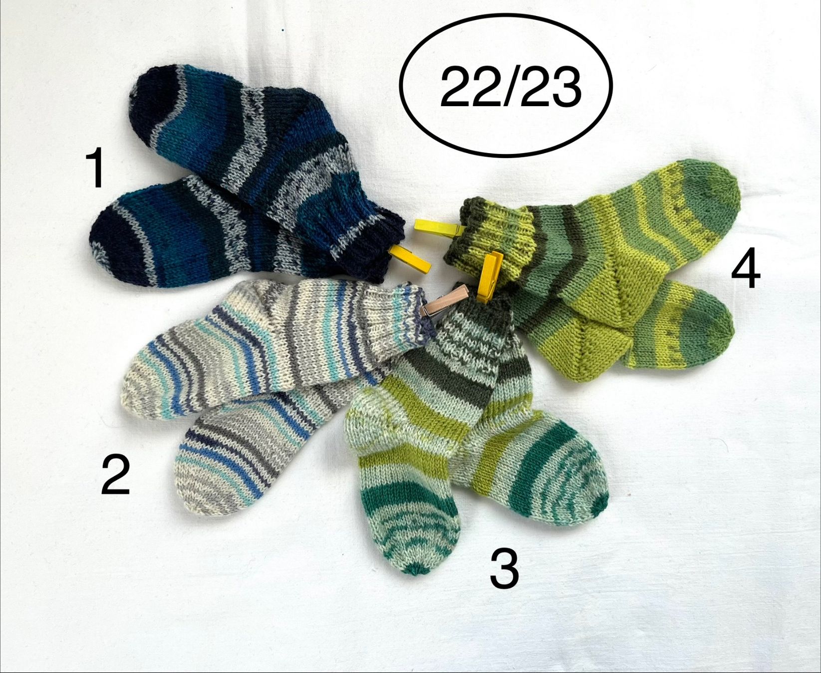 Calze per bambini: handgestrickte Socken, 22/23 – Nuovo e nell'imballaggio originale da Engelburg venduto da rautibus