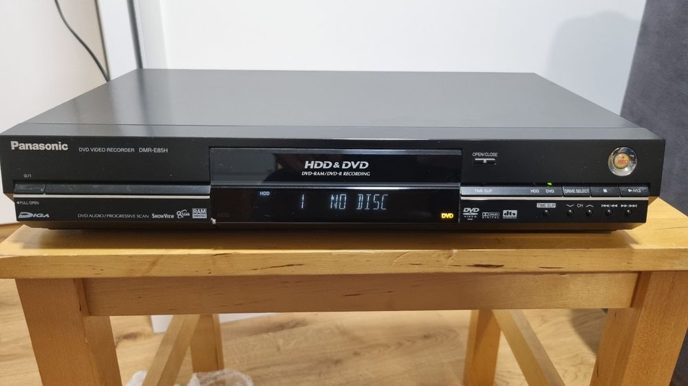 Panasonic DMRE85H / DVDRAM / DVDR Recording mit HDD Kaufen auf Ricardo