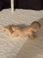Royal Copenhagen Nr. 1739 – Baby mit Tuch – Porzellanfigur