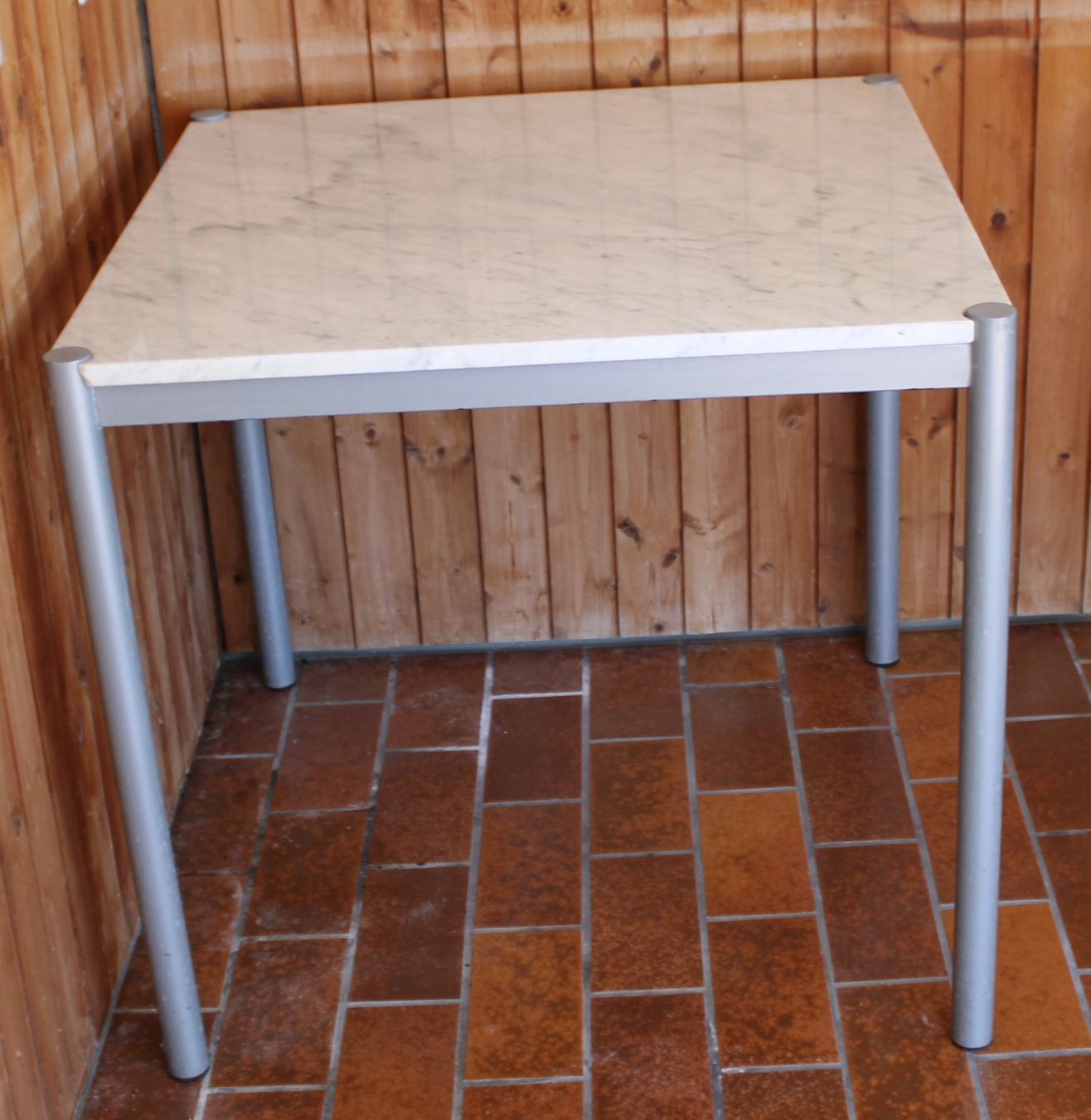 Tables: Tisch (IC) – D'occasion à Schaan par antikes_und_kurioses