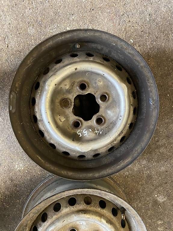 Cerchioni: 2 jantes de bus vw T2 ouT3 – Usato da Les Vieux-Prés venduto da PX132 1