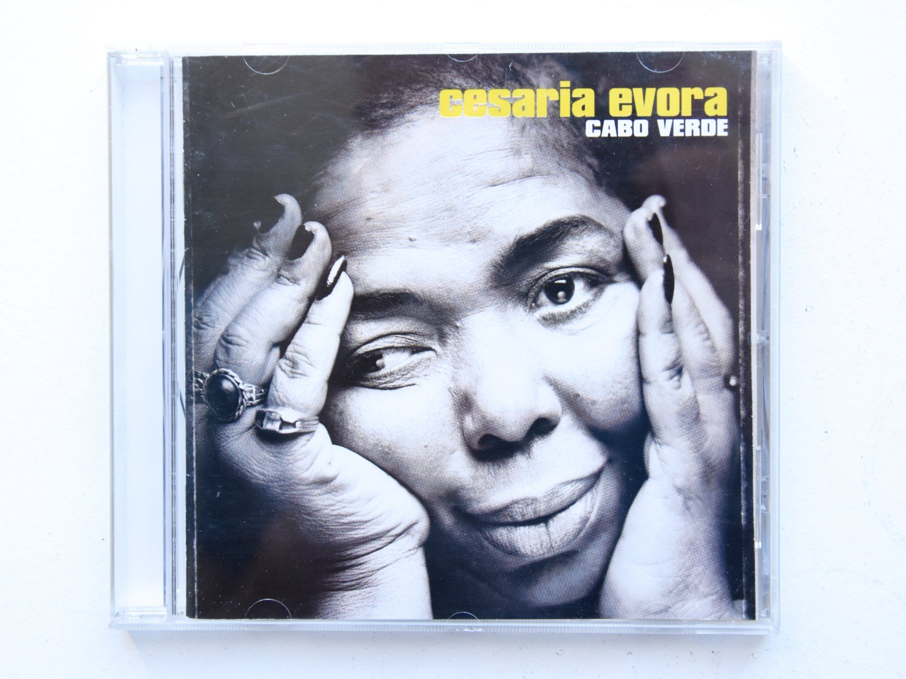 CDs: Cesaria Evora - Cabo Verde – D'occasion à Belmont-sur-Yverdon par ag97