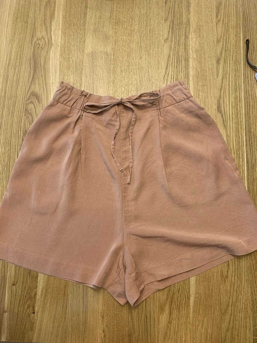 Zara Pantaloni: Zara Sommer Shorts, Gr. S – Nuovo (secondo la descrizione) da Luzern venduto da bonnie23