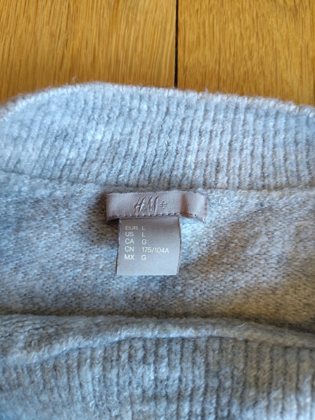 H&M Pullover & Sweatshirts: Pullover – Gebraucht aus Bern von Linii 1