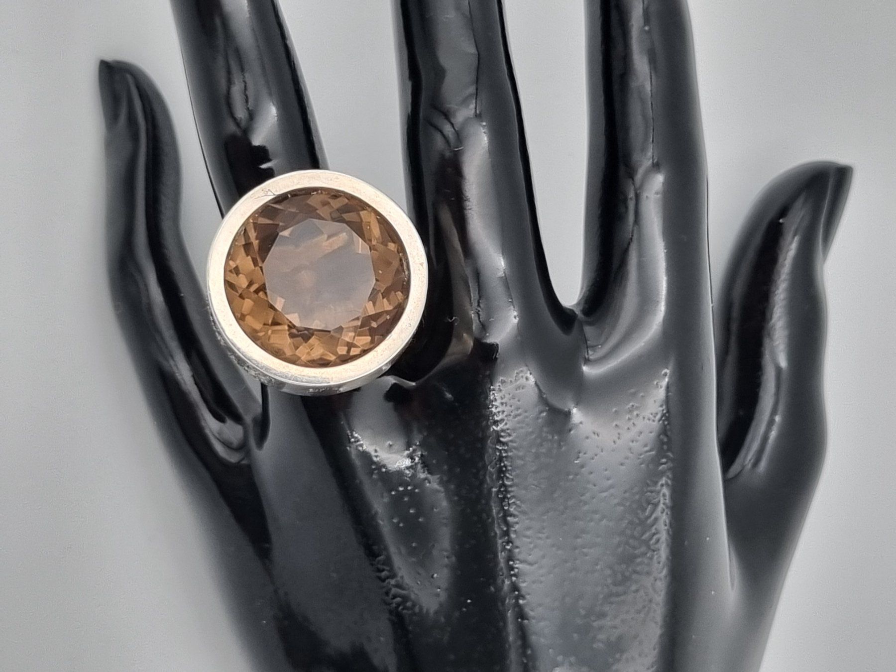Anelli: Silberring 925 mit riesigem Stein (Rauchquarz oder Glas) – Usato da Kölliken venduto da ter_lkc7