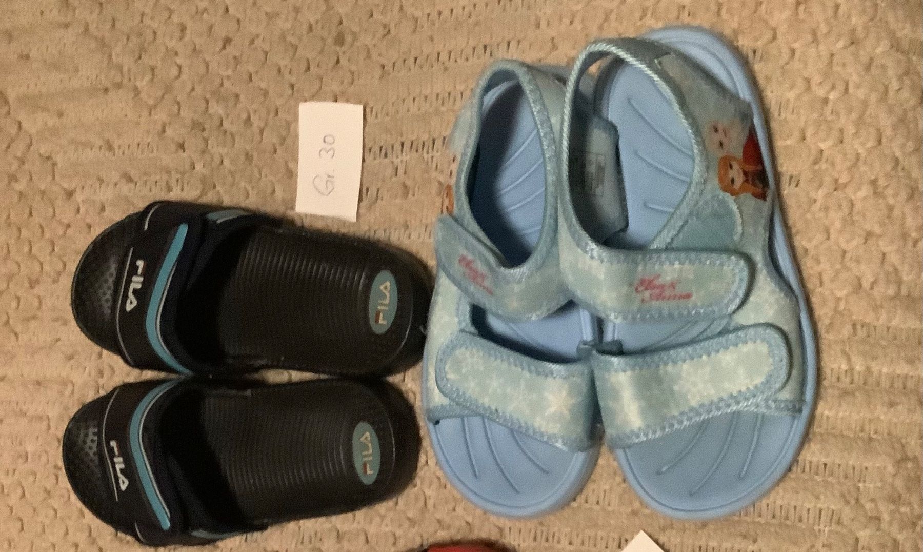 Scarpe per ragazze: 2 Paar Mädchen-Sommerschuhe Gr. 30 – Usato da Lausen venduto da Re4649