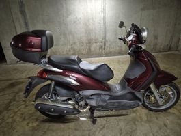 Piaggio beverly 500