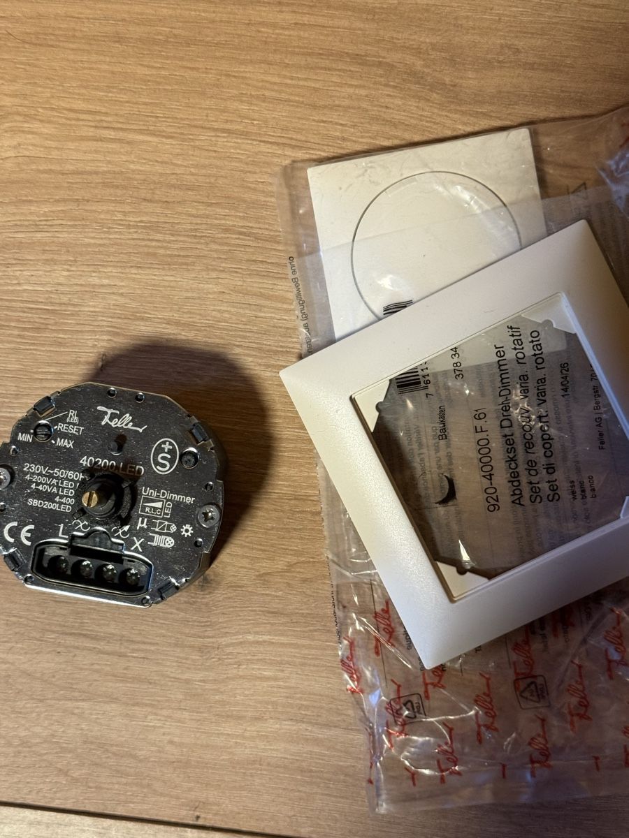 Feller Interruttori: Feller Drehdimmer 40200 led – Nuovo (secondo la descrizione) da Spiez venduto da Elektrik-und-co 1
