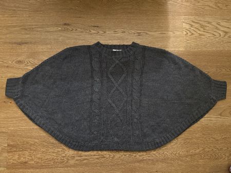 Schiesser Kids Strick-Poncho, Gr. 98, Neu!