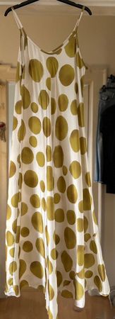 LONGUE ROBE! M