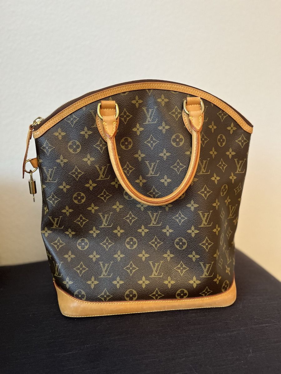 Louis Vuitton Sacs: Louis Vuitton Lockit GM Monogram Canvas – D'occasion à Schliern b. Köniz par gaby_daniela 2