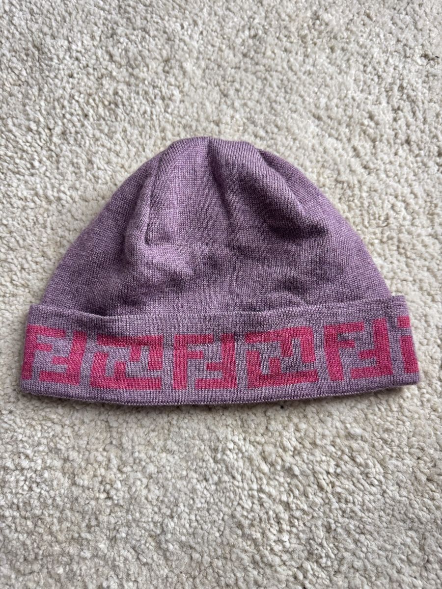 Fendi Copricapi, berretti & cappellini: Fendi Beanie / Mütze – Usato da Zürich venduto da jon_8vgb 1