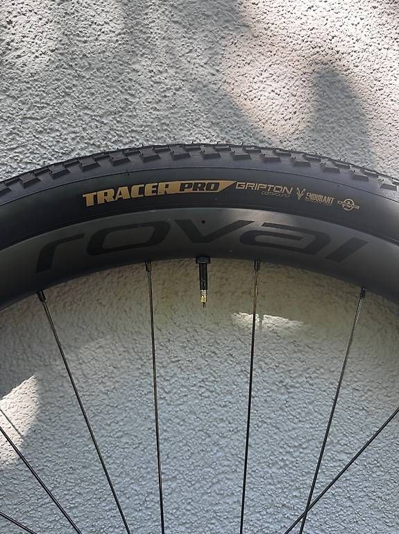 Specialized Pneumatici & Ruote complete: Specialized Roval Terra CL II – Nuovo (secondo la descrizione) da La Tour-de-Trême venduto da w.max 1