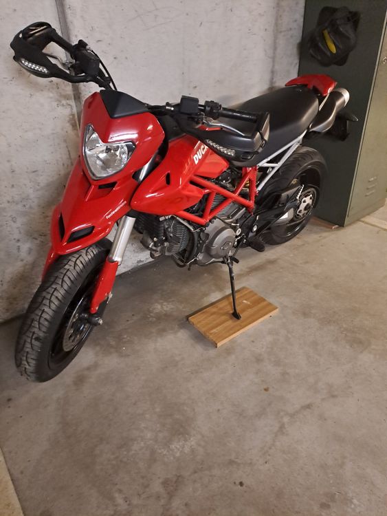Ducati Hyper Motard 796 (Gebraucht) in Matten (St.Stephan) für CHF 3400 ...