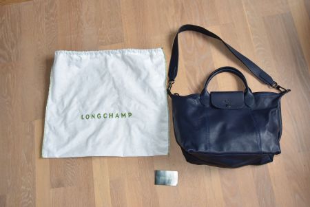 fabrikneue Lederumhängetasche LONGCHAMP Le Pliage Cuir L