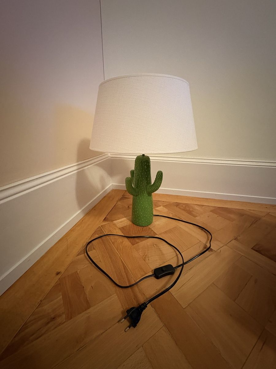 Lampade: Kaktus Lampe – Usato da Luzern venduto da Lukas_In 4