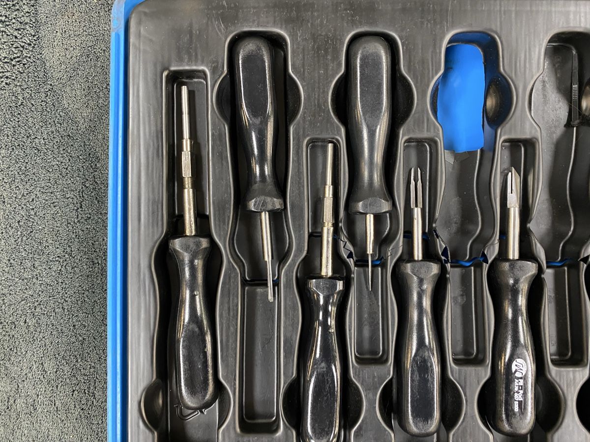 Alle Werkzeuge: Kabel-Entriegelungs-Werkzeug  – Gebraucht aus Hägglingen von Karin0802 2
