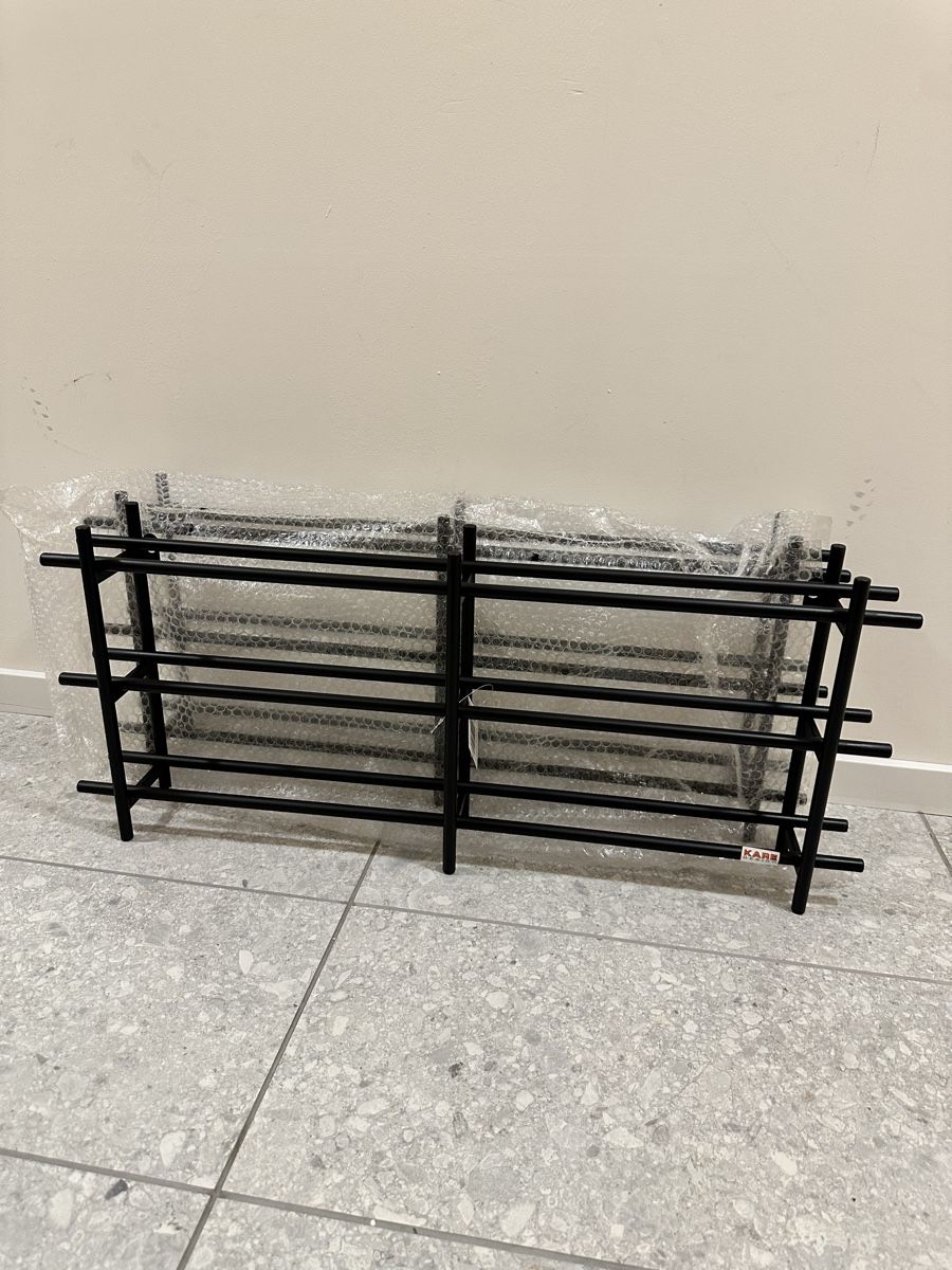 Kare Scaffali: Weinregal "Cape Town" Schwarz 80x34cm – Nuovo e nell'imballaggio originale da Solothurn venduto da boomchicawahwah