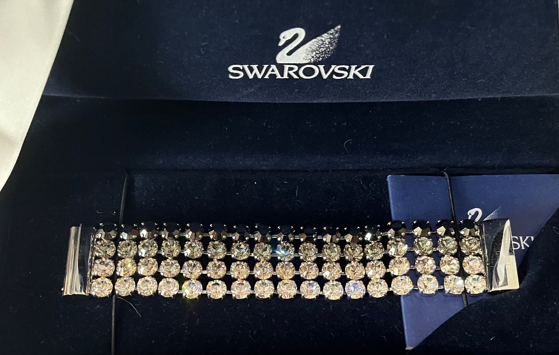 Swarovski Bracciali & Braccialetti: Swarovski statement Armband Neu & original – Nuovo (secondo la descrizione) da Kirchleerau venduto da Piroska05 5