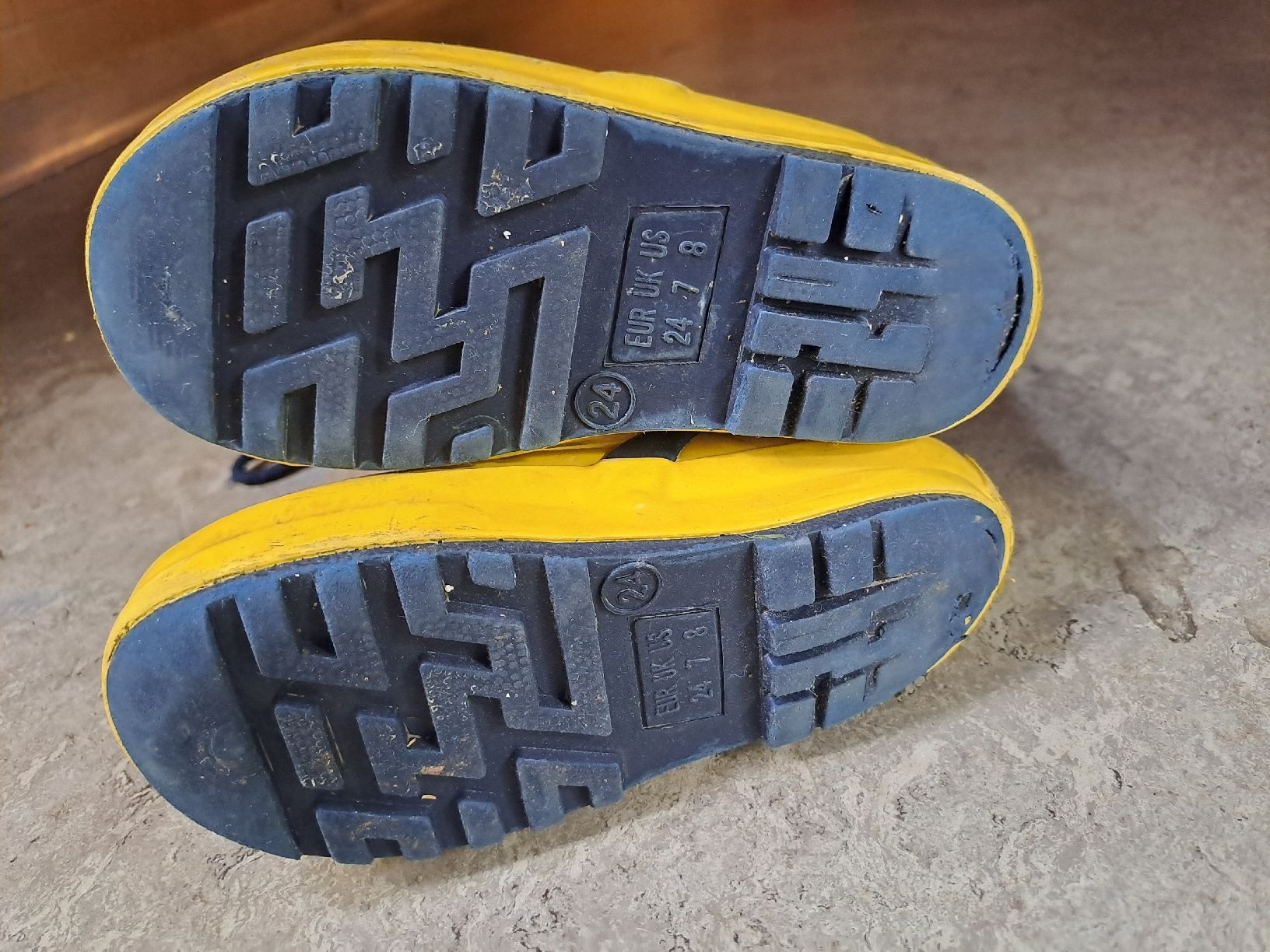 Schuhe für Jungen: Gummistiefel gelb Gr. 24 – Gebraucht aus Scherz von taa_sf6g 2