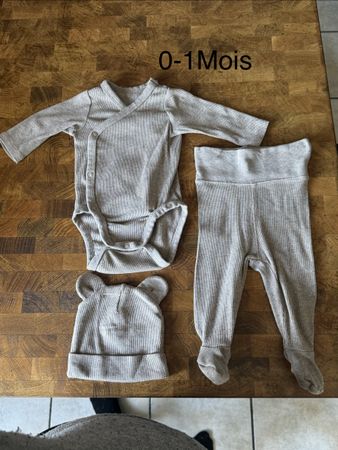 Lots de Vêtement bébé 0-1Mois