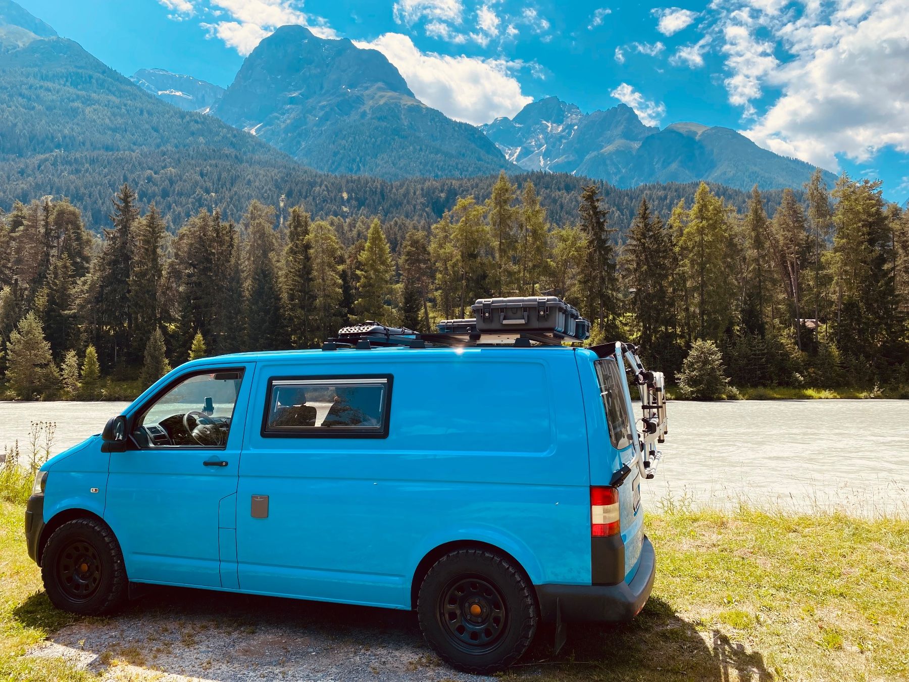VW Veicoli da campeggio: VW T5 Transporter Camper Ausbau – Usato da Unterägeri venduto da bas_rz62 1