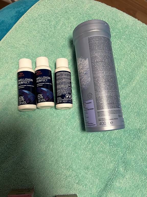 Tinte: Wella Blondier-Set  – Usato da Balsthal venduto da Malisha2009 2