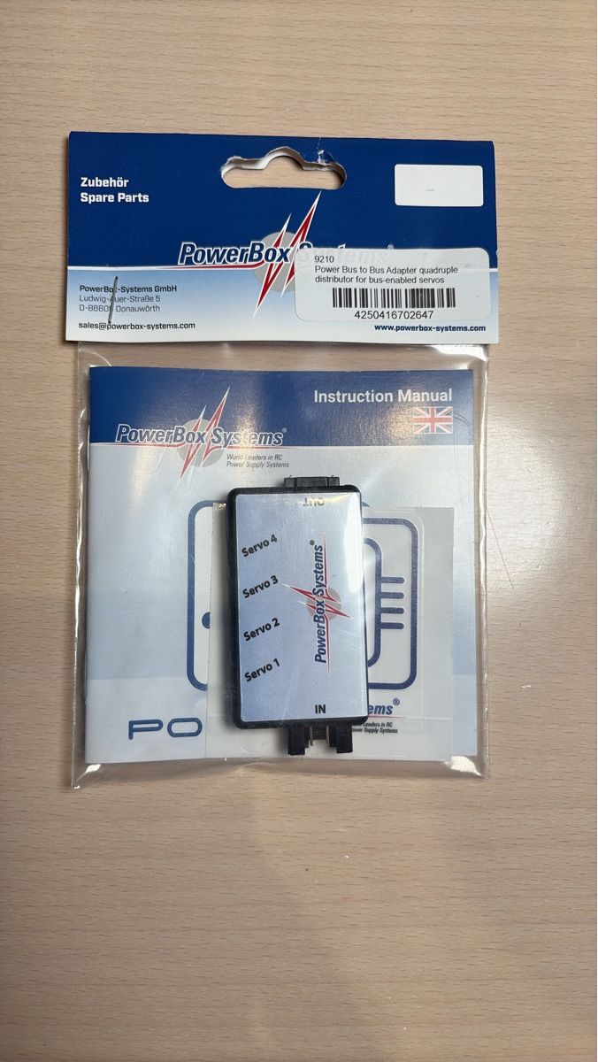 Powerbox Systems Ricevitori: PowerBox Systems Bus Adapter Quadruple - Neuwertig! – Nuovo e nell'imballaggio originale da Innerberg venduto da Eflying