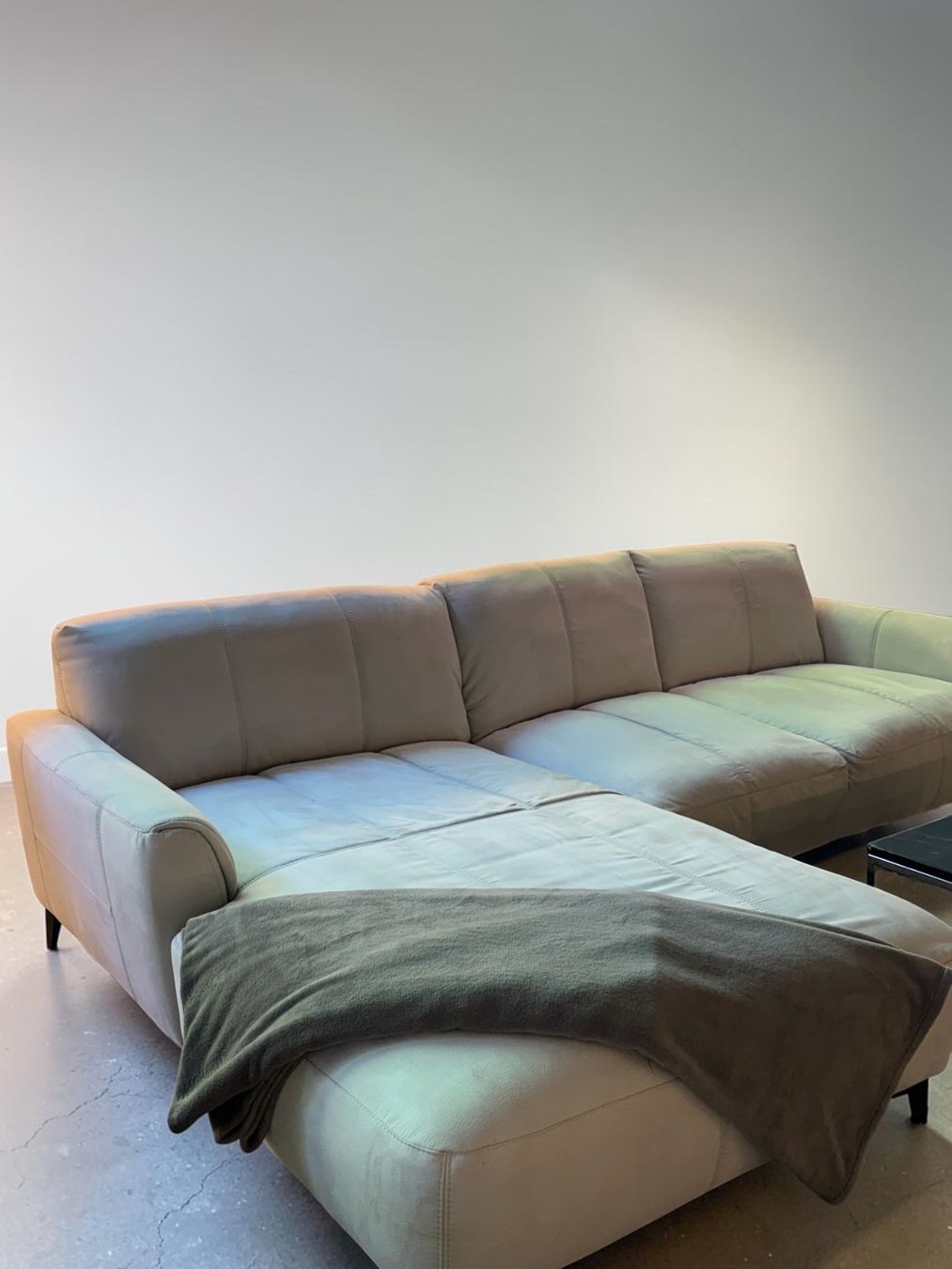 Divani: Wunderschönes Ecksofa in Creme-Beige – Usato da Fehraltorf venduto da Sofalab.swiss 4