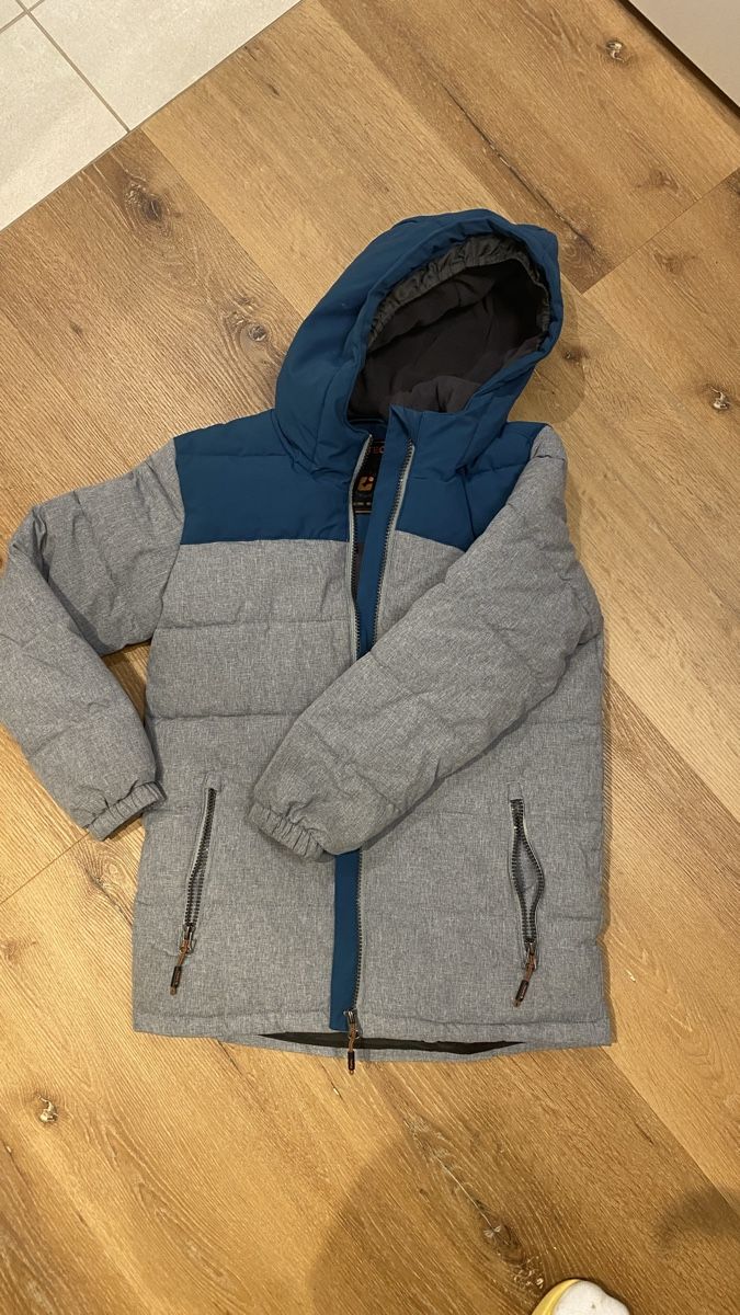 Vestes & Manteaux: Winter Jacke – D'occasion à Beinwil (Freiamt) par Akgeun